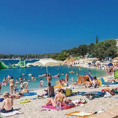 In With Wifi Lägenhet Pula