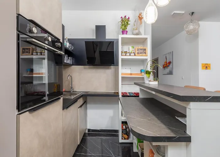 Apartment In With Wifi