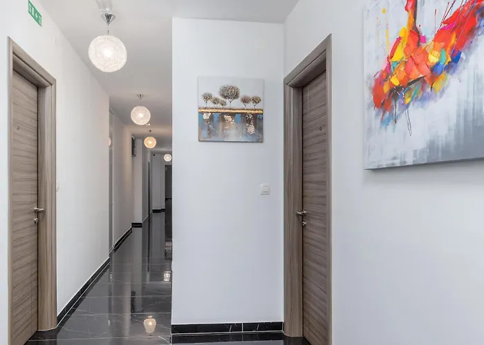 In With Wifi Apartment