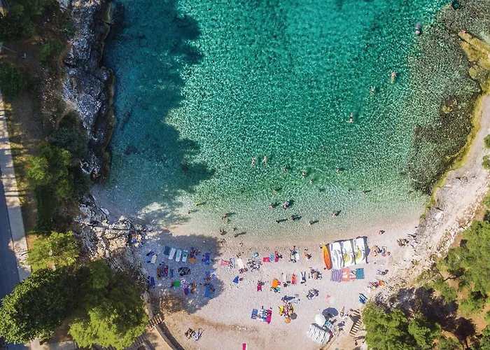 Apartament In With Wifi Pula